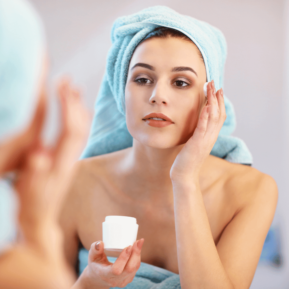 Should I Use Eye Cream or Eye Serum? Exploring the Benefits and Differences